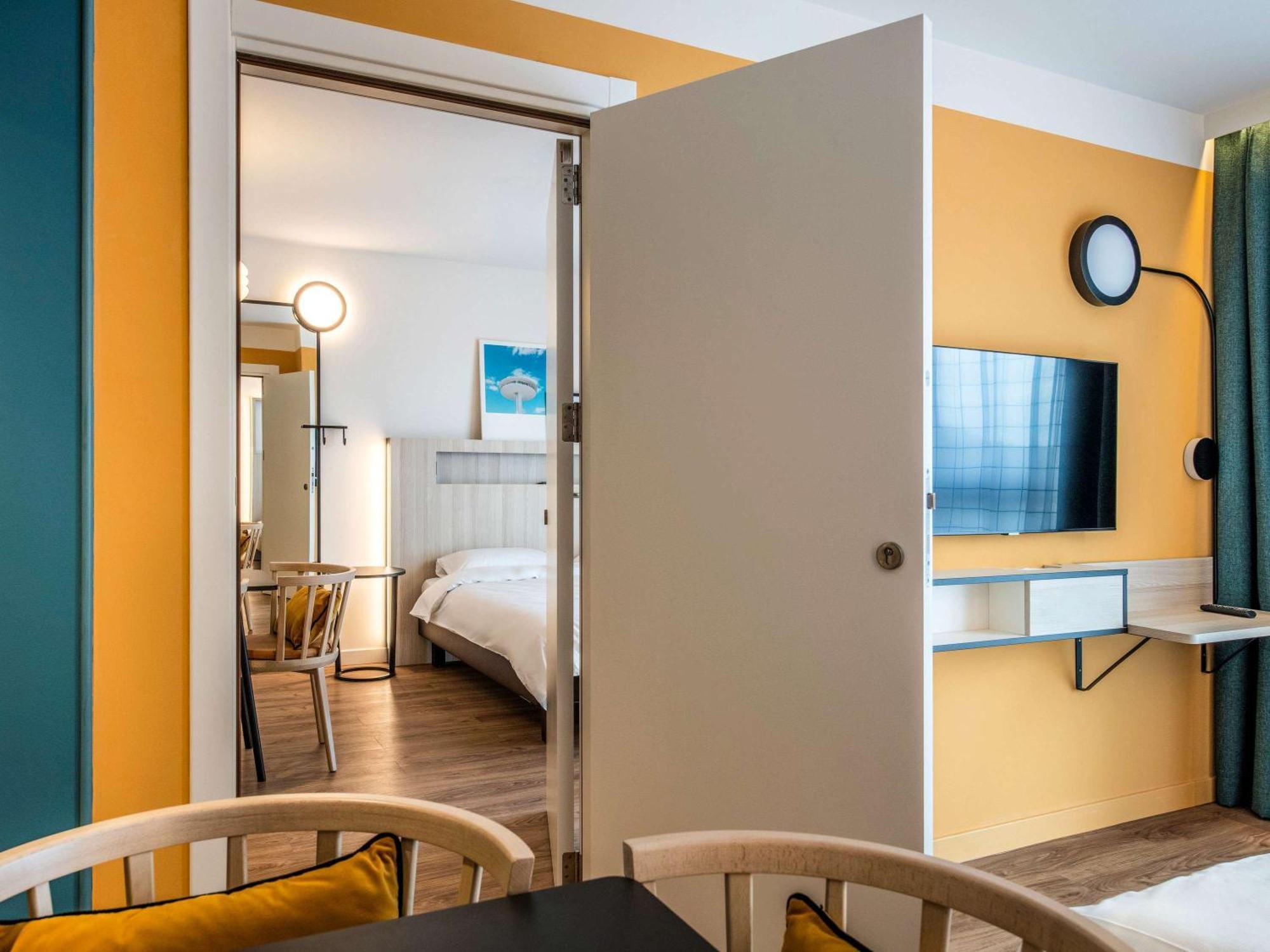 Aparthotel Adagio Access Porte De Camargue 圣马丹-德克罗 外观 照片